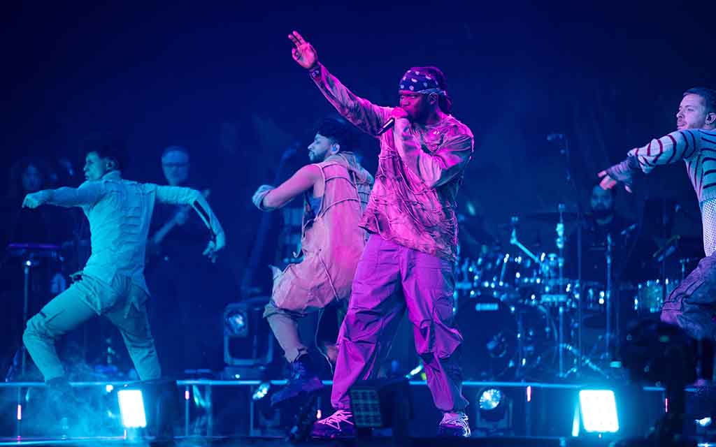 KSI stage visuals